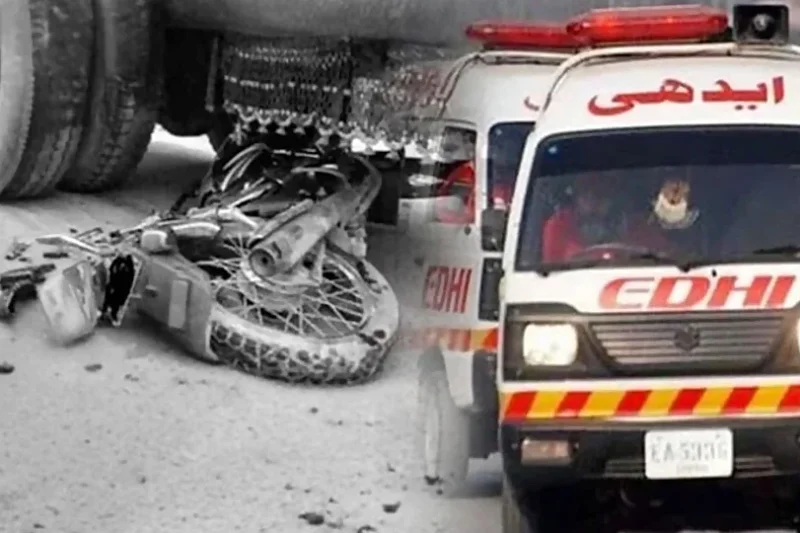 کراچی، رواں سال بھی سڑکیں خون میں نہا گئیں، صرف 8 دن میں 23 جانیں ضائع