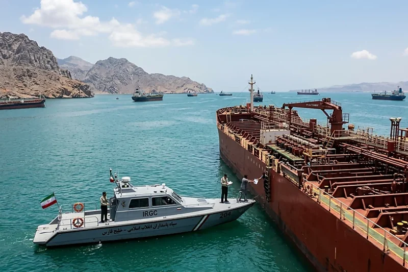 مذاکرات ناکامی کے بعد آبنائے ہرمز پر ایران کا عالمی جہاز رانی کے لیے نیا ٹول سسٹم متعارف